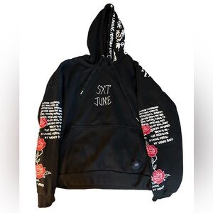 Sixth June Men’s Sweatshirt size M 👕